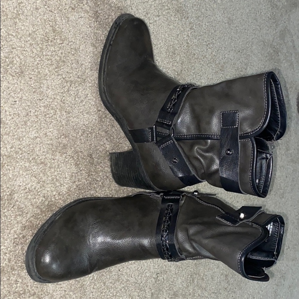 Leather boots